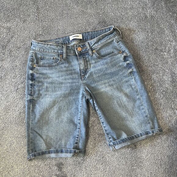 Sonoma Womens Bermuda Jean Shorts Size 4 Mid-Rise Stretch Pockets - Picture 1 of 4